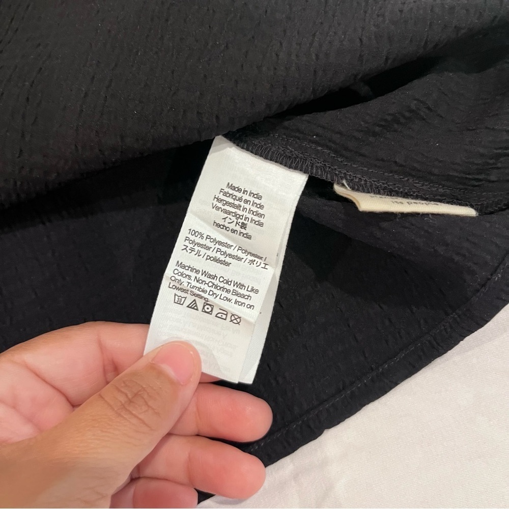 Madewell Textured Black Sleeveless Top - Picture 3 of 9